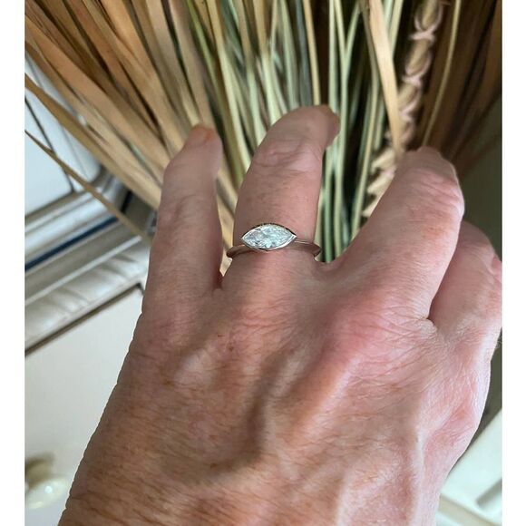 Brass and Rhodium Plated AAA Clear CZ Silver Ring Size 6,7,8,9 - Picture 6 of 9